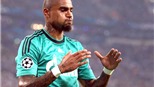 Schalke bay cao cùng 'Hoàng tử Boateng'
